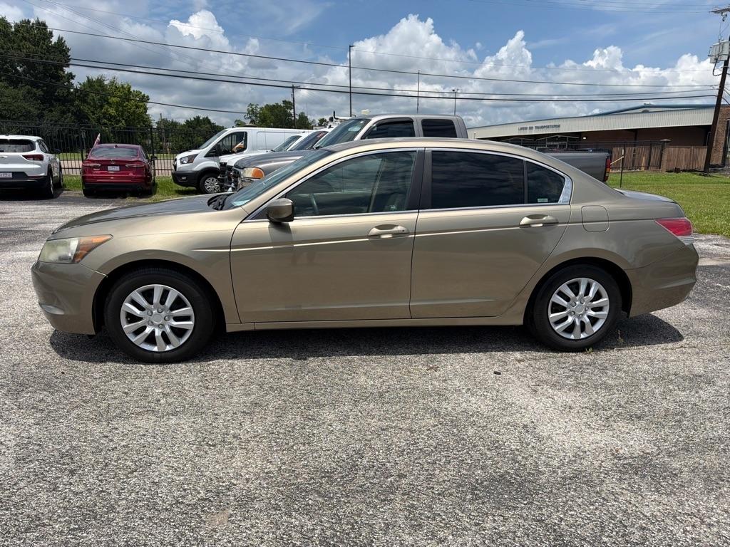 Honda Accord LX sedan AT 2009