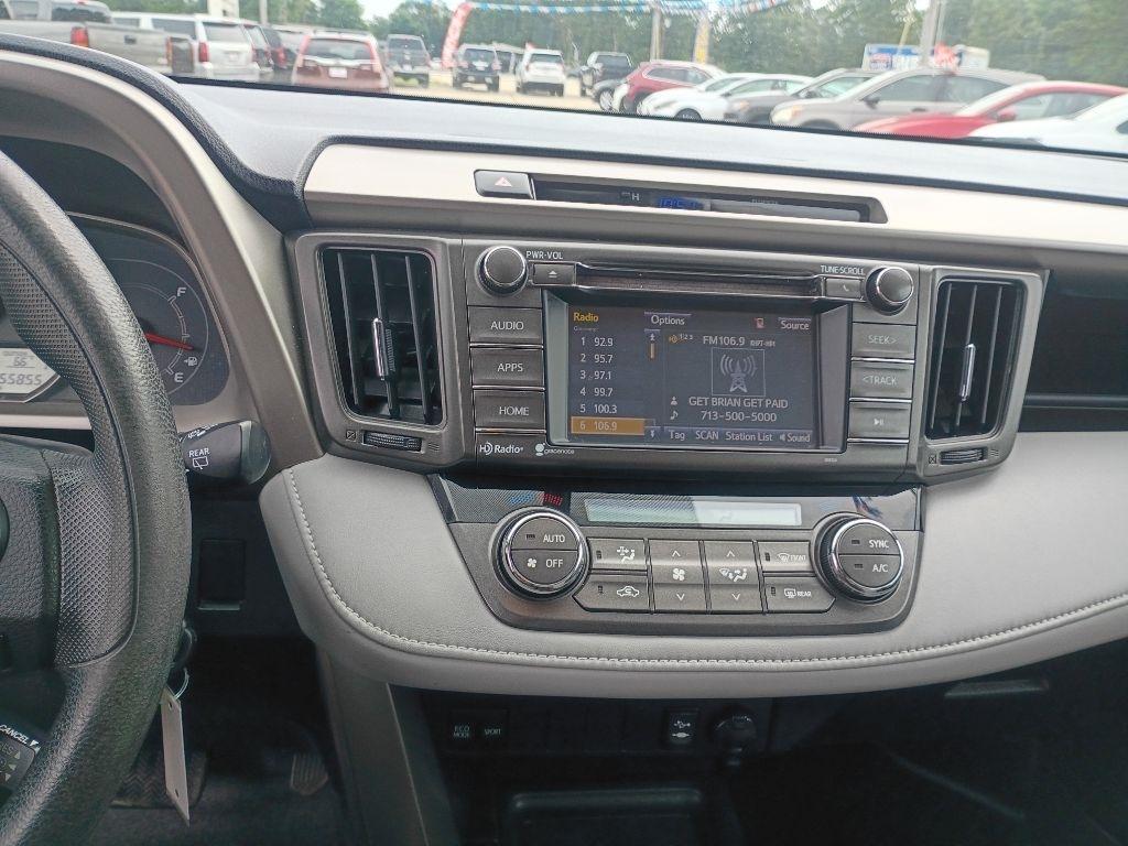 Toyota RAV4 XLE FWD 2015