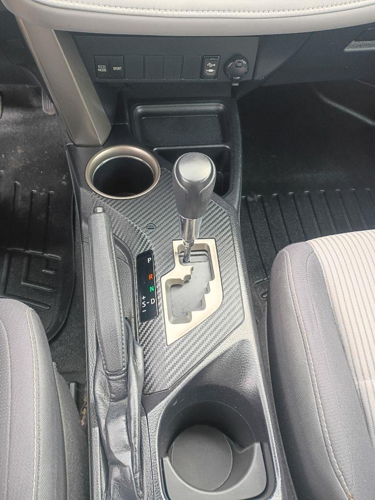 Toyota RAV4 XLE FWD 2015