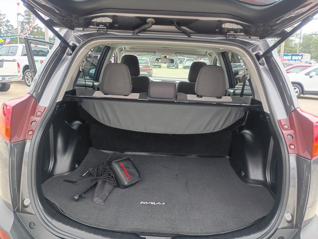 Toyota RAV4 XLE FWD 2015