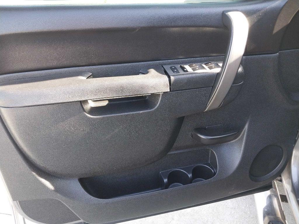 Chevrolet Silverado 1500 LT Crew Cab 2WD 2012