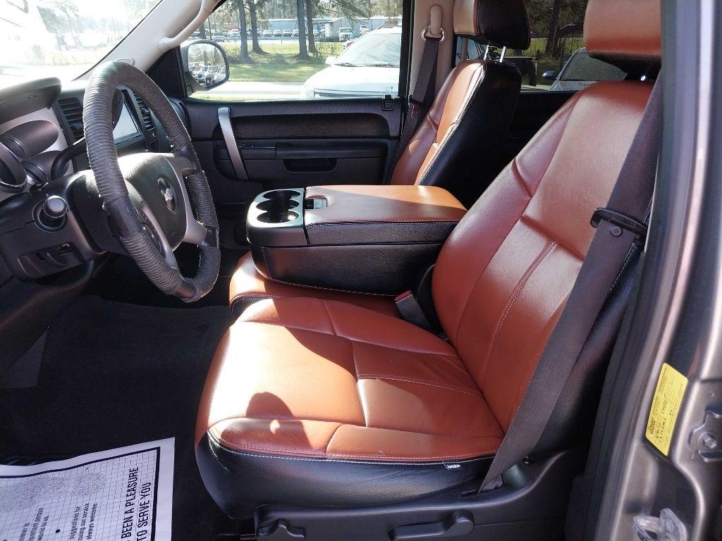 Chevrolet Silverado 1500 LT Crew Cab 2WD 2012
