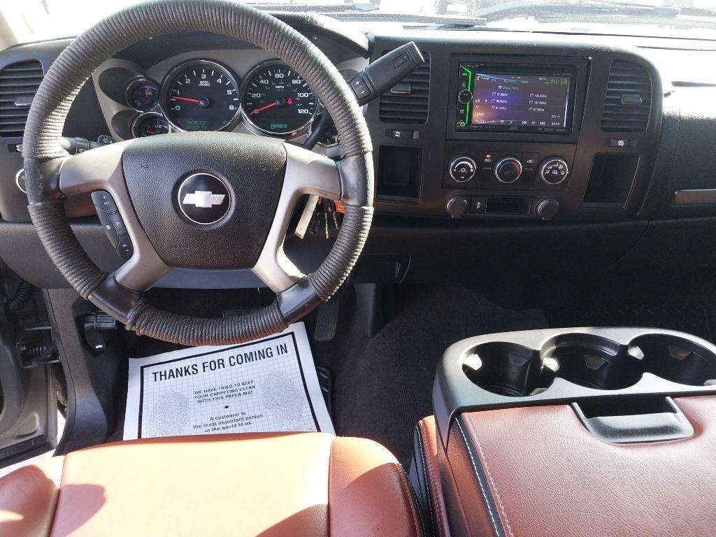Chevrolet Silverado 1500 LT Crew Cab 2WD 2012