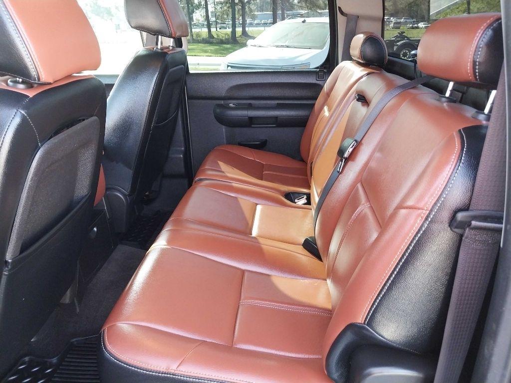 Chevrolet Silverado 1500 LT Crew Cab 2WD 2012