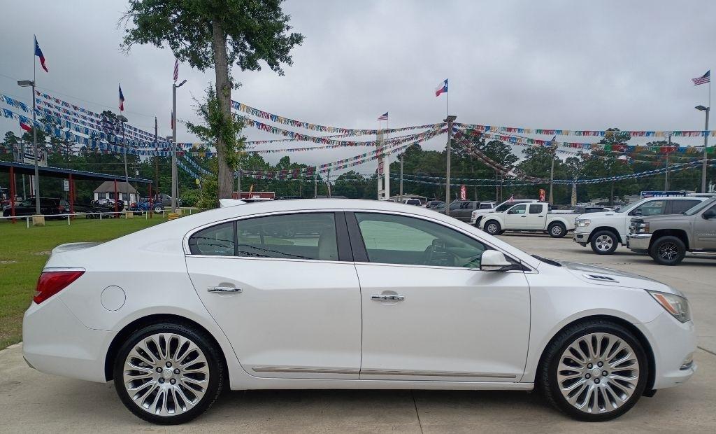 Buick LaCrosse Premium Package 2, w/Leather 2015