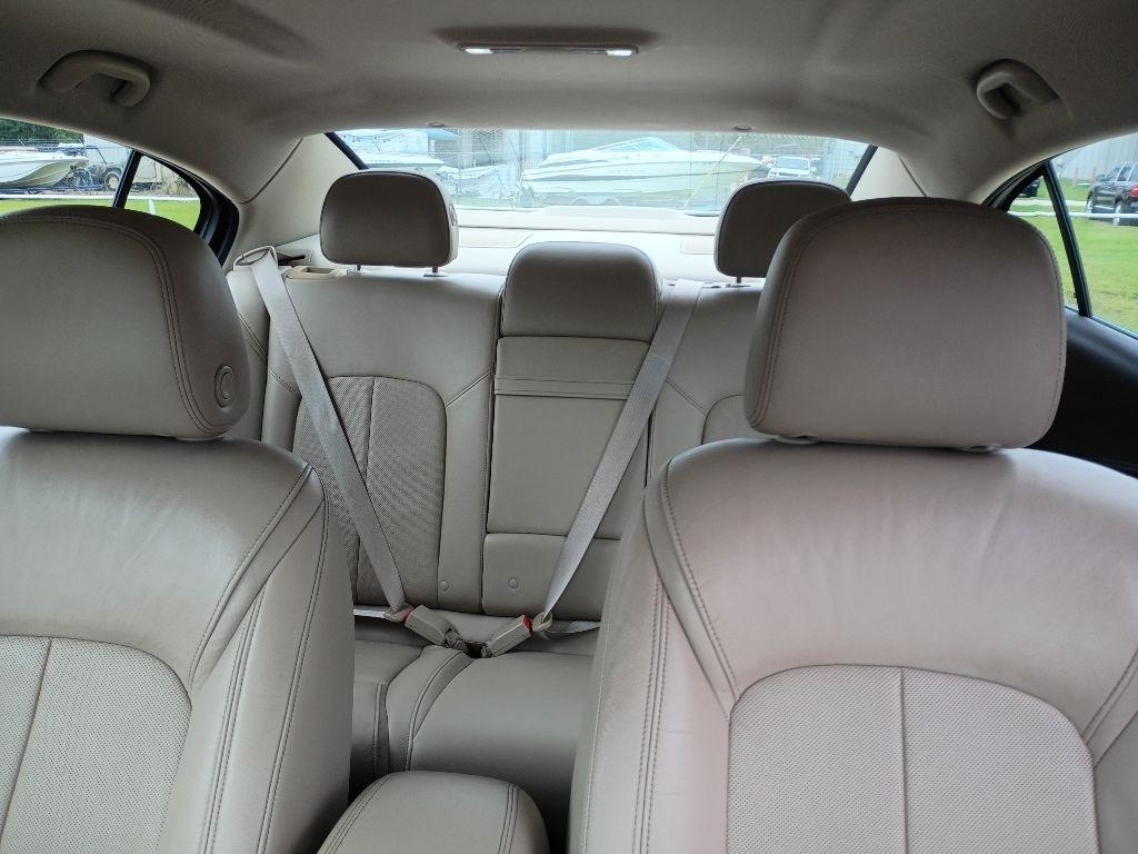 Buick LaCrosse Premium Package 2, w/Leather 2015