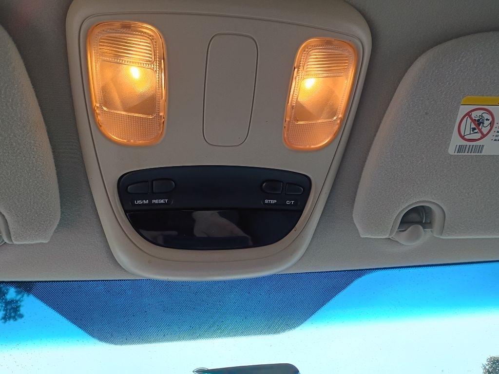 Dodge Ram 2500 Laramie Mega Cab 2WD 2006