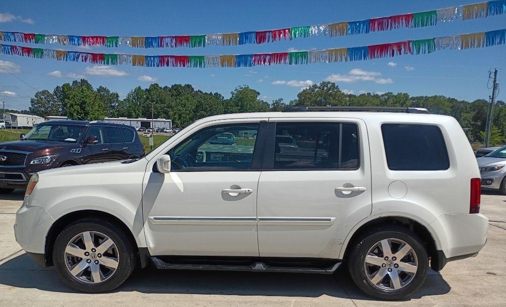 Honda Pilot Touring 2WD 5-Spd AT with DVD 2013