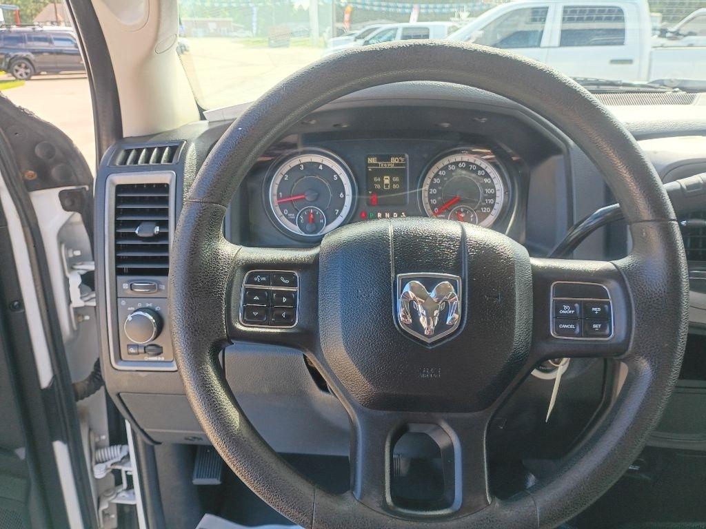 RAM 2500 Tradesman Crew Cab LWB 2WD 2016