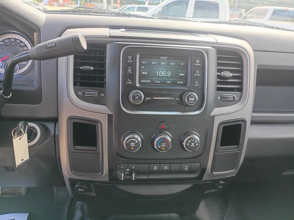 RAM 2500 Tradesman Crew Cab LWB 2WD 2016