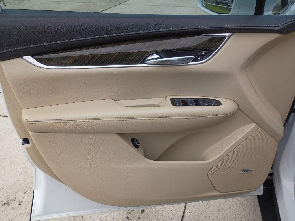 Cadillac XT5 Base 2017