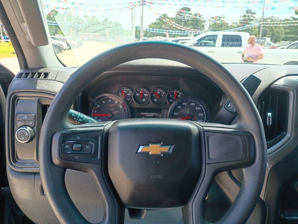 Chevrolet Silverado 1500 Custom Crew Cab Long Box 2WD 2020