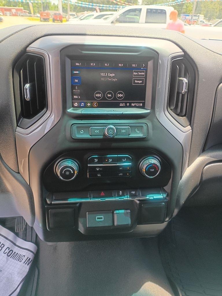 Chevrolet Silverado 1500 Custom Crew Cab Long Box 2WD 2020