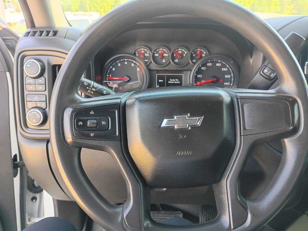 Chevrolet Silverado 1500 Custom Trail Boss Crew Cab Long Box 4WD 2019