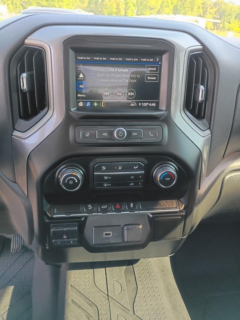 Chevrolet Silverado 1500 Custom Trail Boss Crew Cab Long Box 4WD 2019