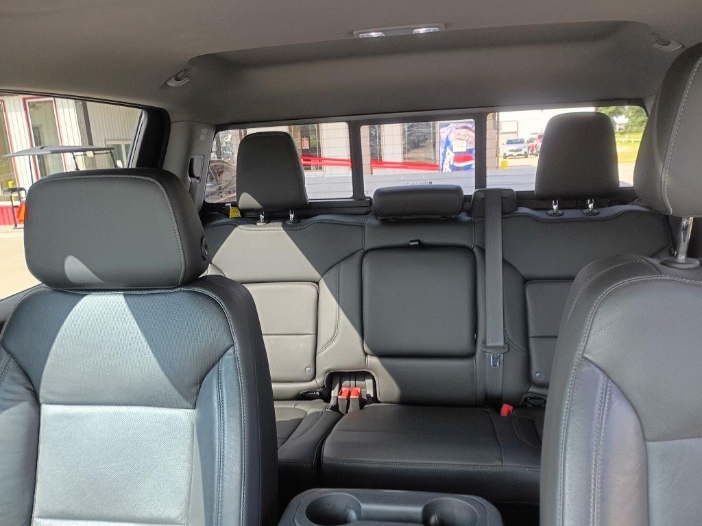 GMC Sierra 1500 SLT Crew Cab Short Box 4WD 2019