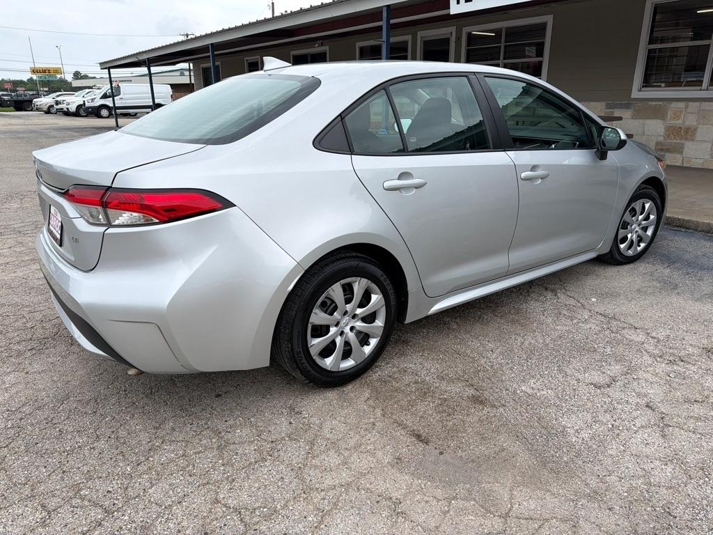 Toyota Corolla LE 2021