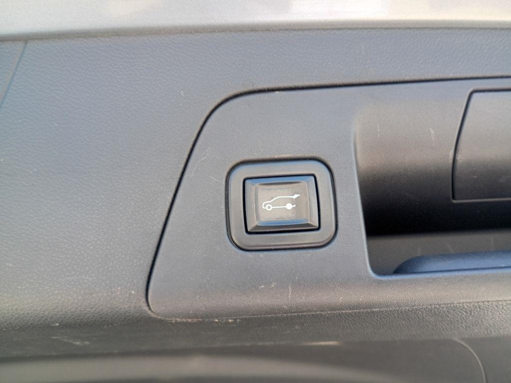 Buick Envision Essense 2021