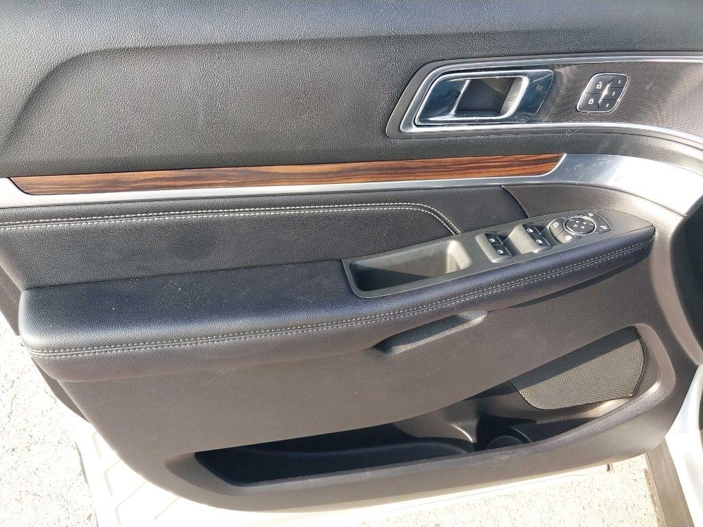 Ford Explorer Limited FWD 2017