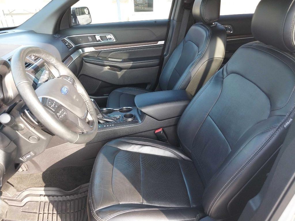 Ford Explorer Limited FWD 2017