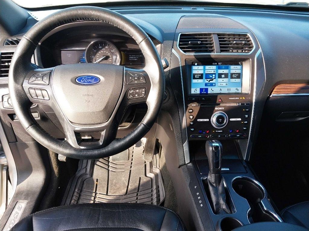 Ford Explorer Limited FWD 2017