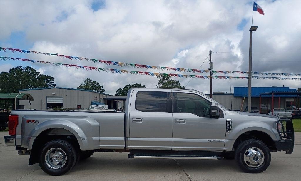 Ford F-350 SD XL Crew Cab Long Bed DRW 4WD 2022