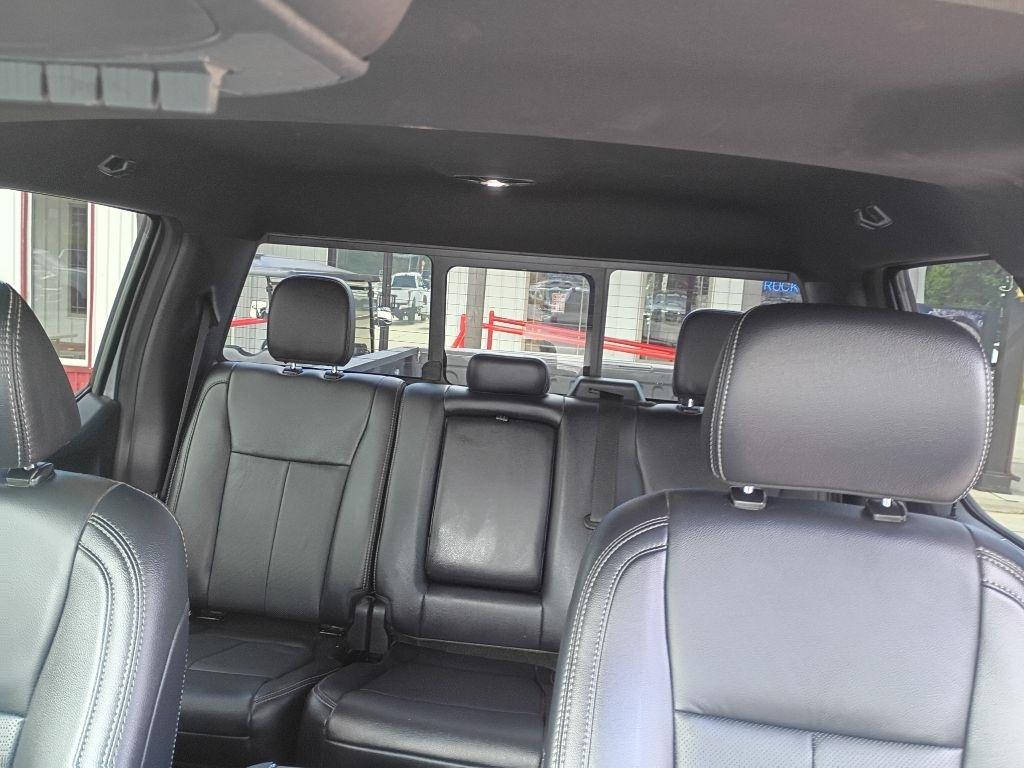 Ford F-350 SD XL Crew Cab Long Bed DRW 4WD 2022