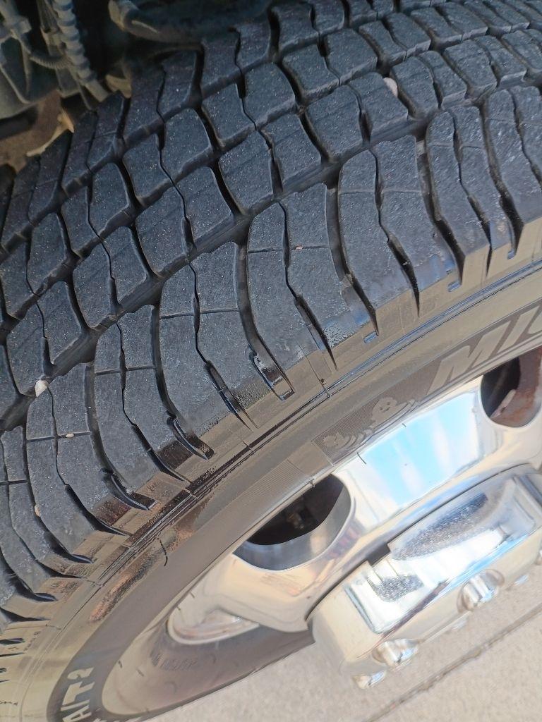 Ford F-350 SD XL Crew Cab Long Bed DRW 4WD 2022