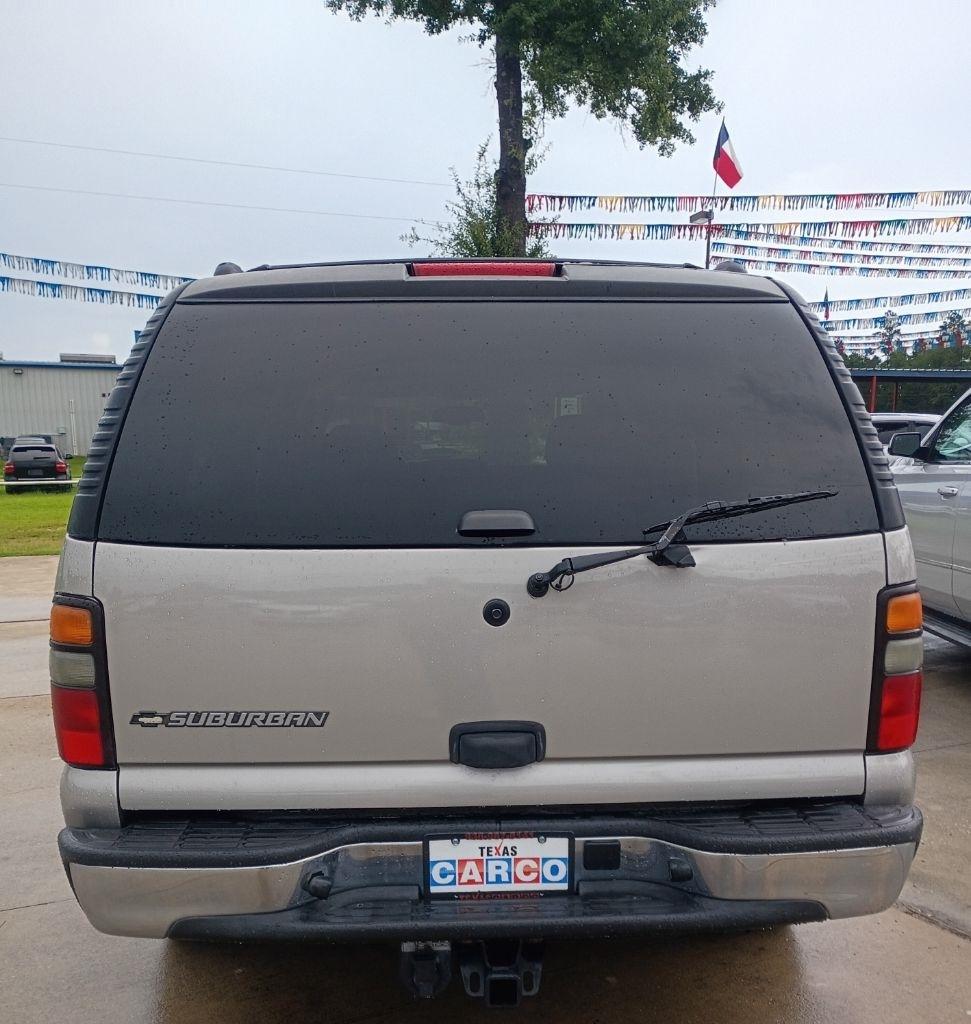 Chevrolet Suburban 1500 2WD 2006