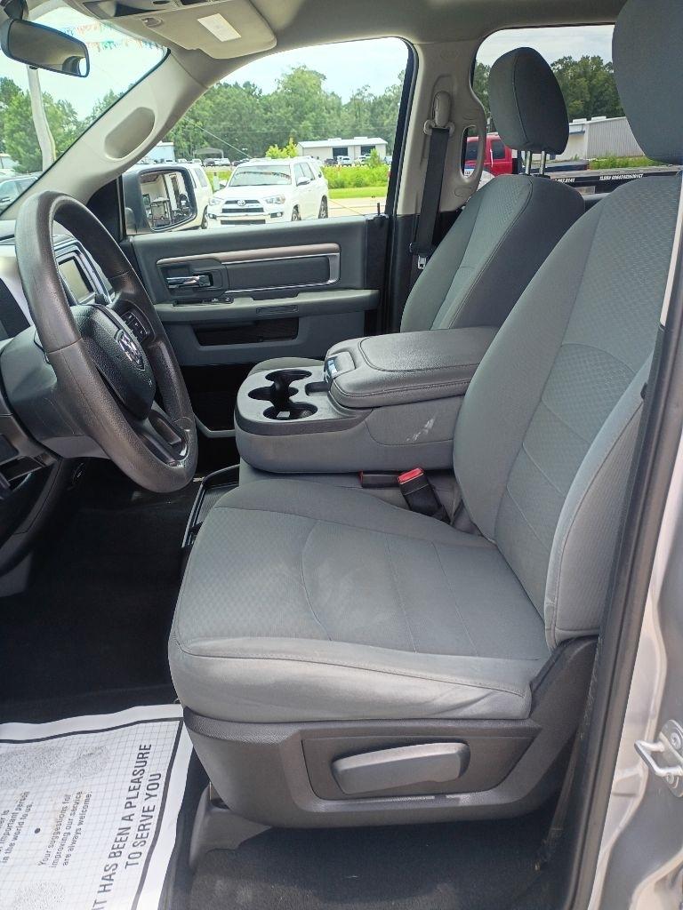 RAM 1500 Classic Tradesman Crew Cab LWB 4WD 2019