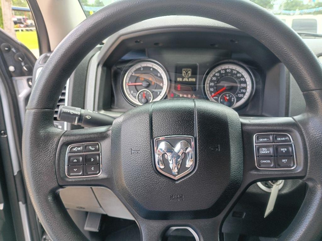 RAM 1500 Classic Tradesman Crew Cab LWB 4WD 2019