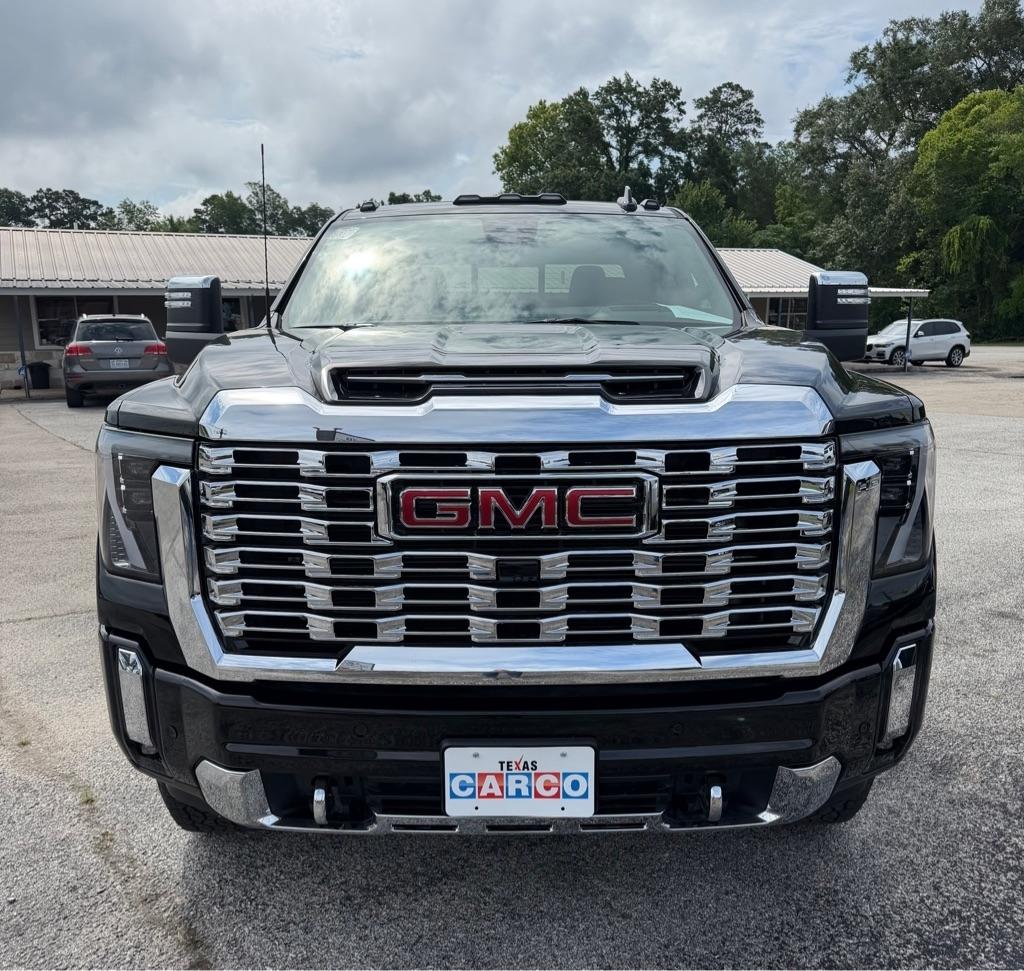 GMC Sierra 2500HD Denali Crew Cab 4WD SB 2026