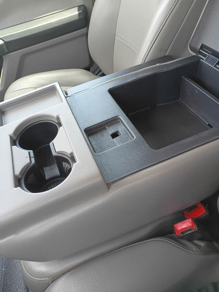 Ford F-250 SD Platinum Crew Cab 4WD 2022