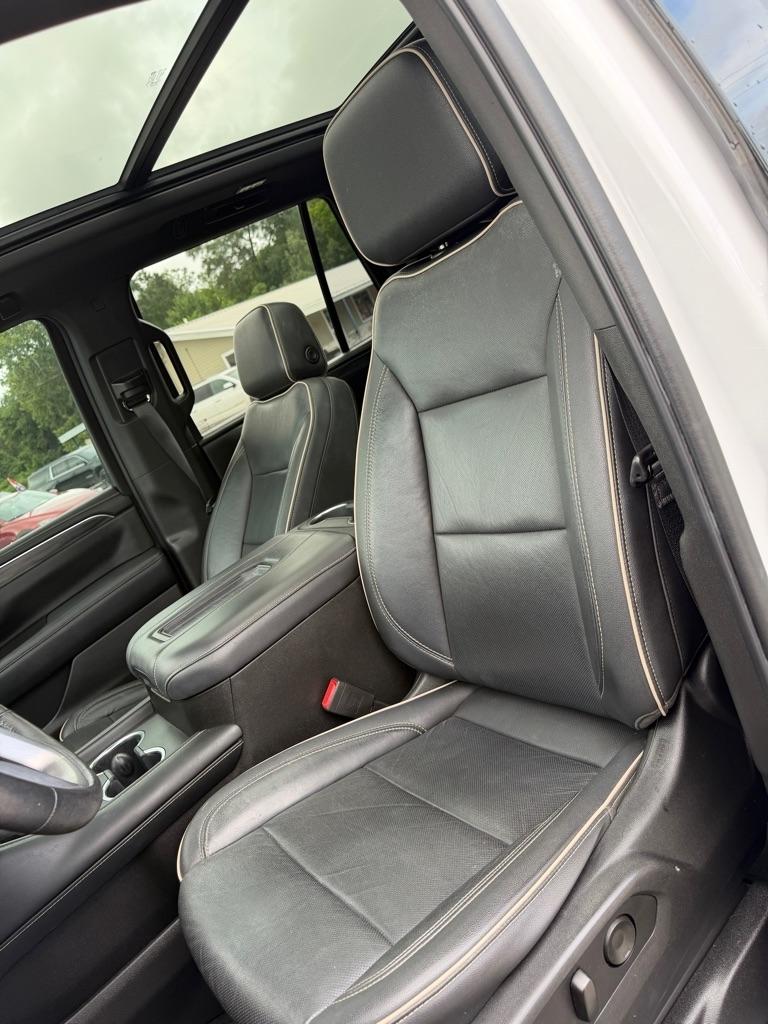 GMC Yukon SLT 2WD 2021