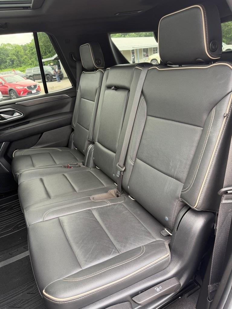 GMC Yukon SLT 2WD 2021