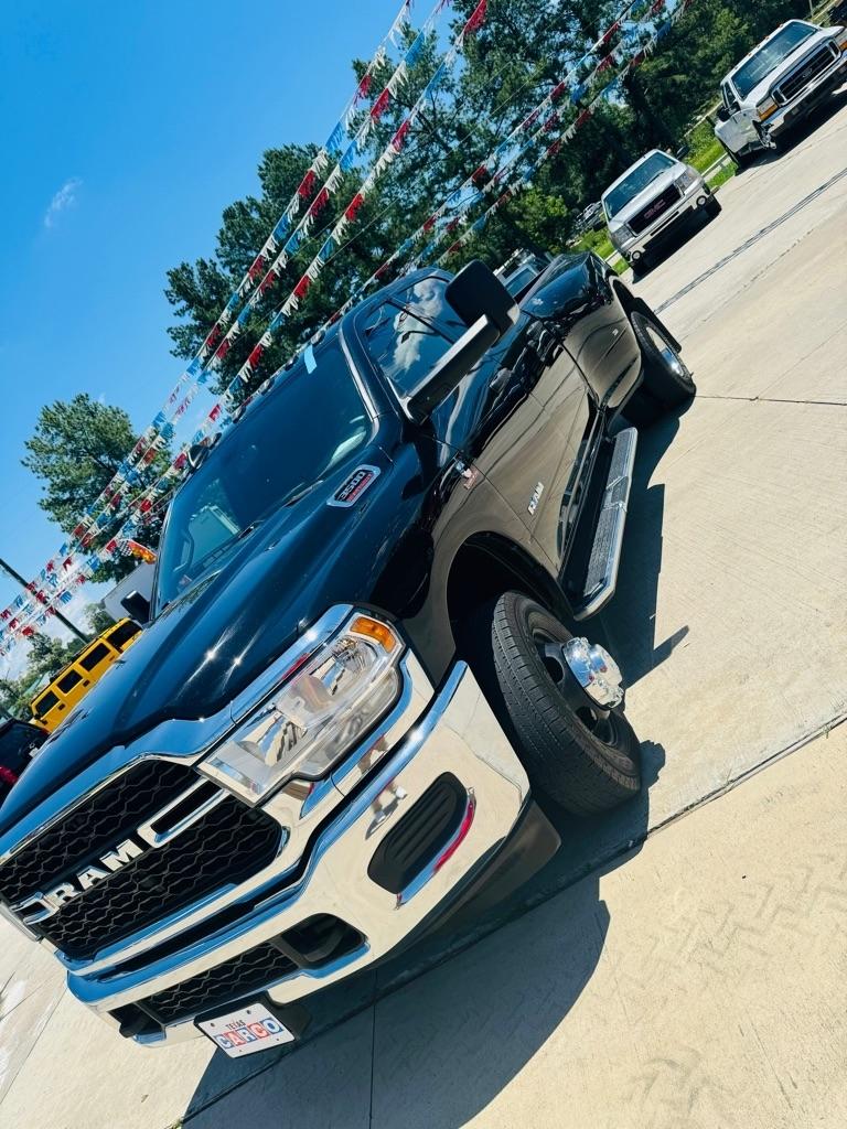 RAM 3500 Tradesman Crew Cab 4WD DRW 2021