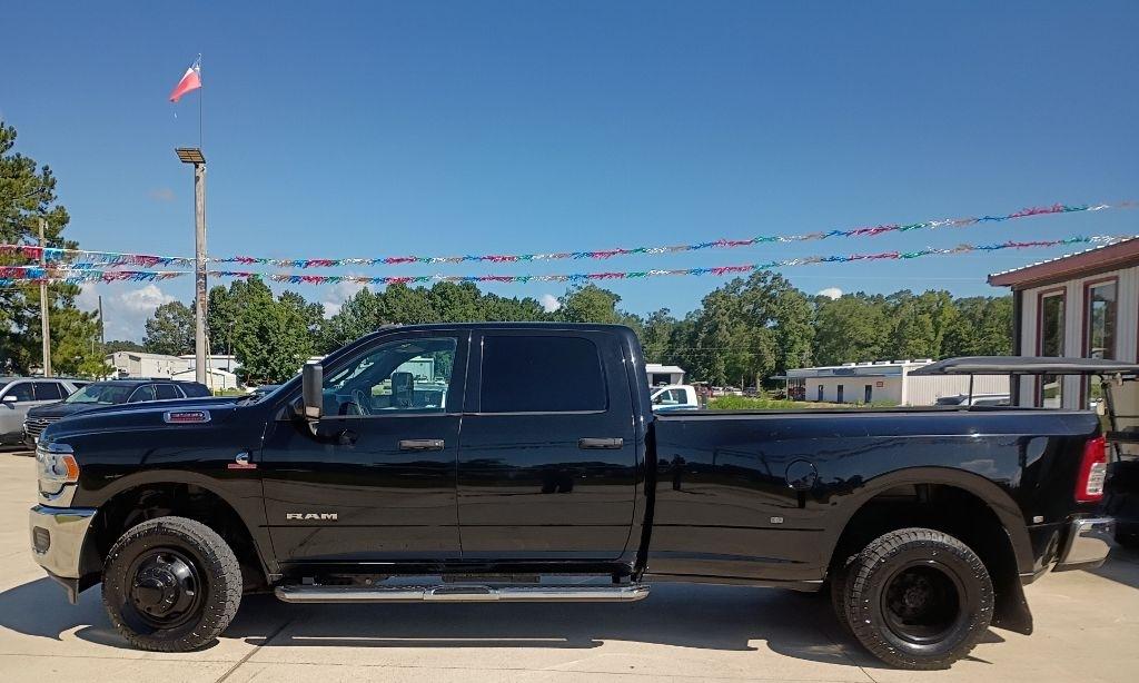 RAM 3500 Tradesman Crew Cab 4WD DRW 2021
