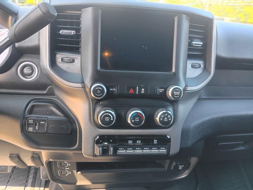 RAM 3500 Tradesman Crew Cab 4WD DRW 2021