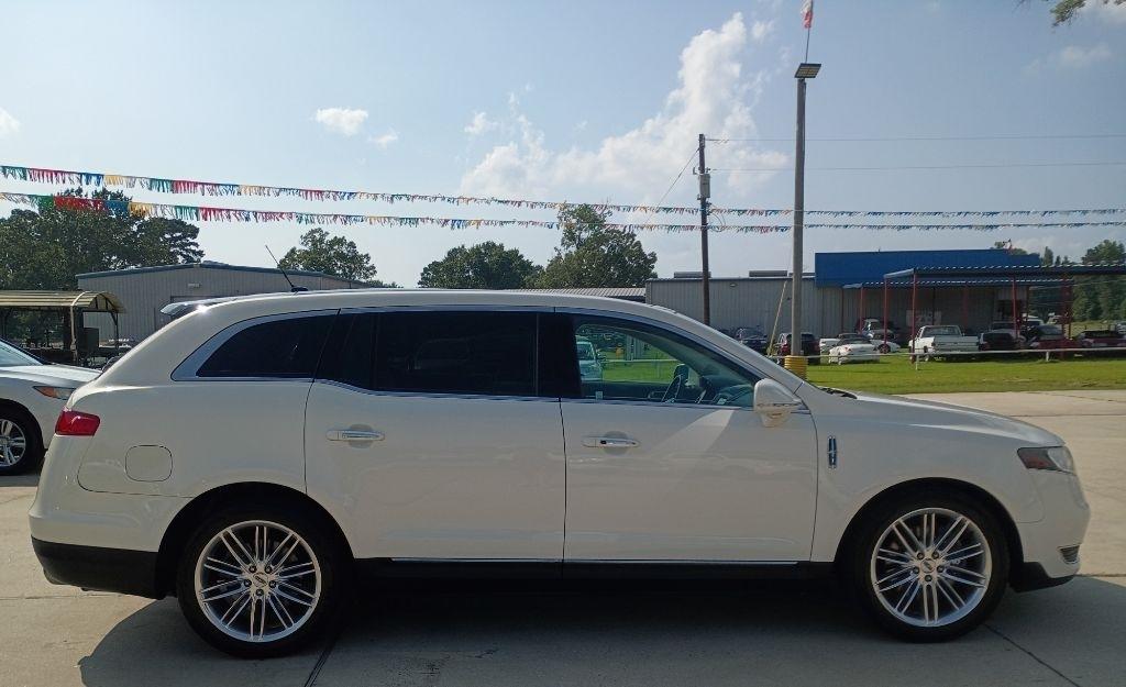 Lincoln MKT 3.5L with EcoBoost AWD 2013
