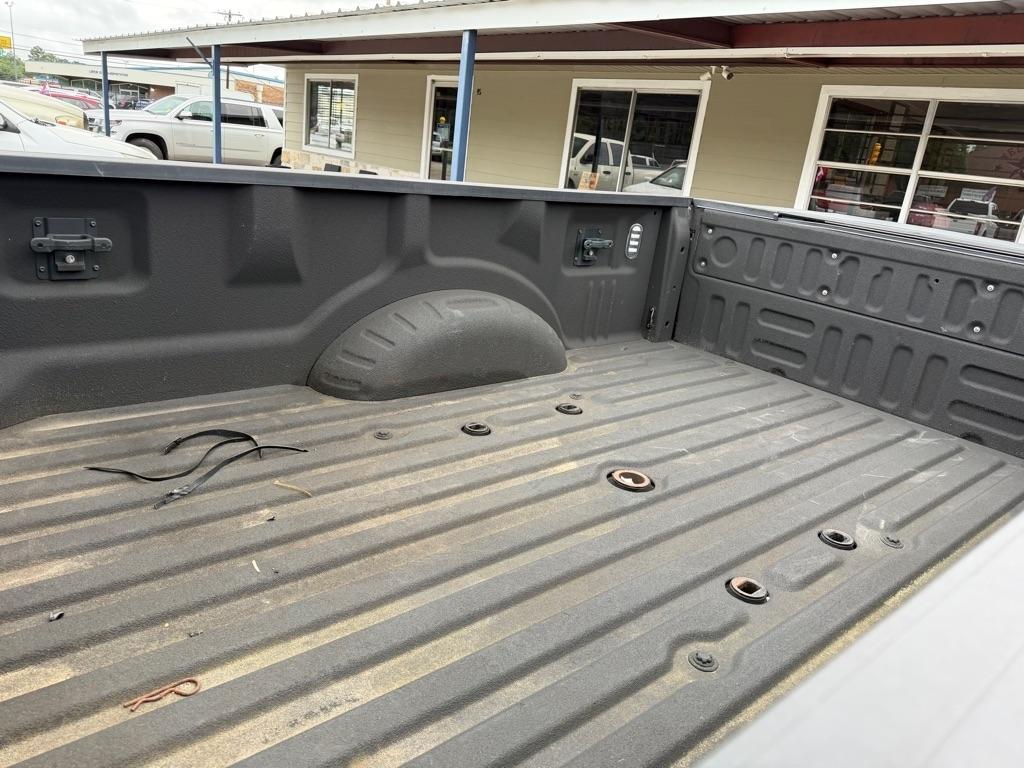 Ford F-350 SD XL Crew Cab Long Bed DRW 4WD 2017