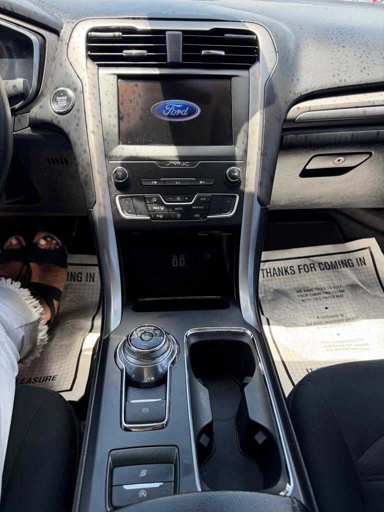 Ford Fusion SE 2020