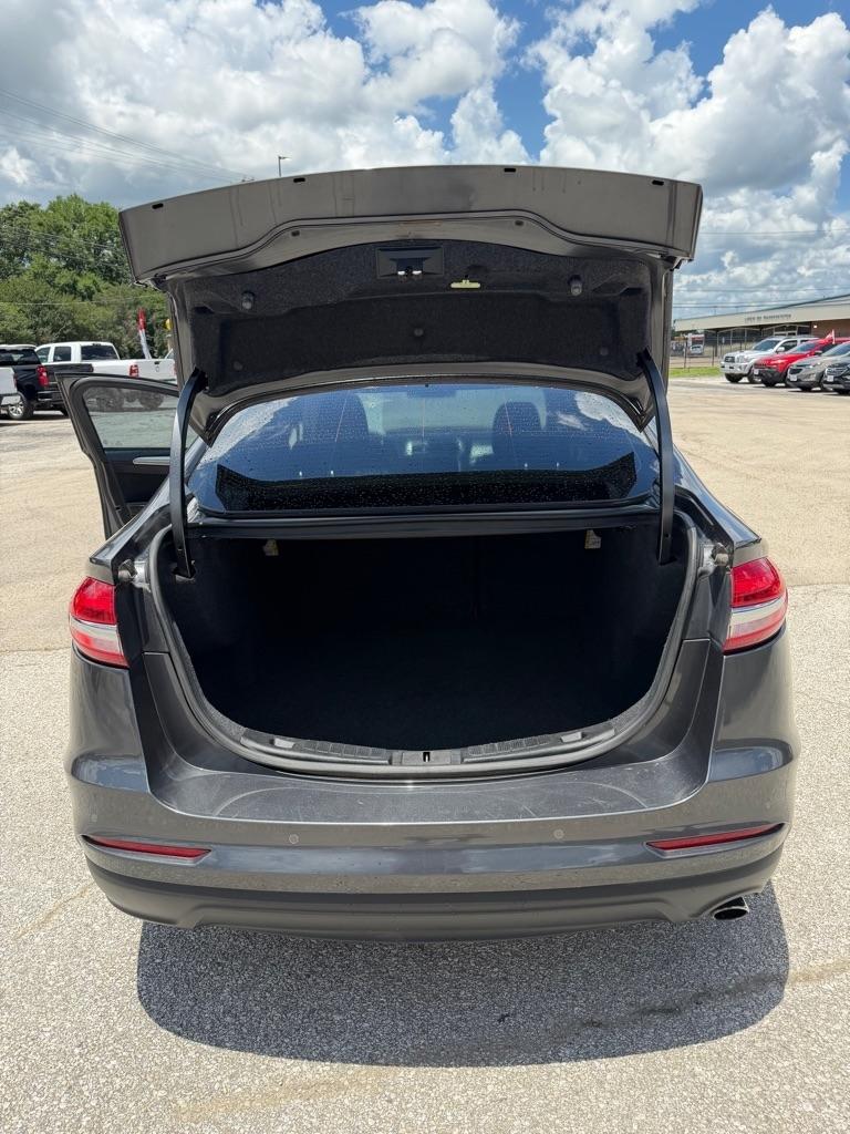 Ford Fusion SE 2020