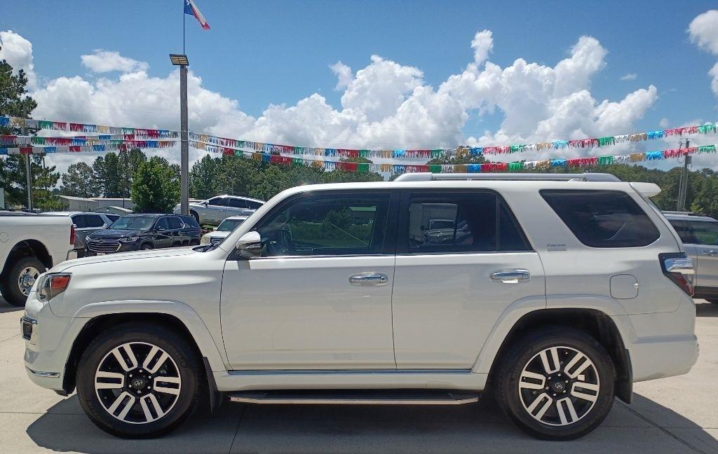 Toyota 4Runner SR5 2WD 2016