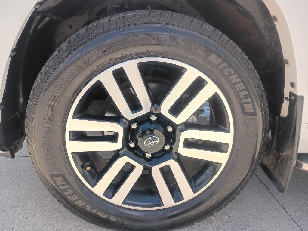 Toyota 4Runner SR5 2WD 2016