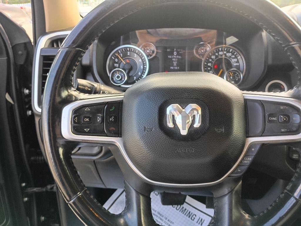 RAM 1500 Big Horn Crew Cab SWB 4WD 2020