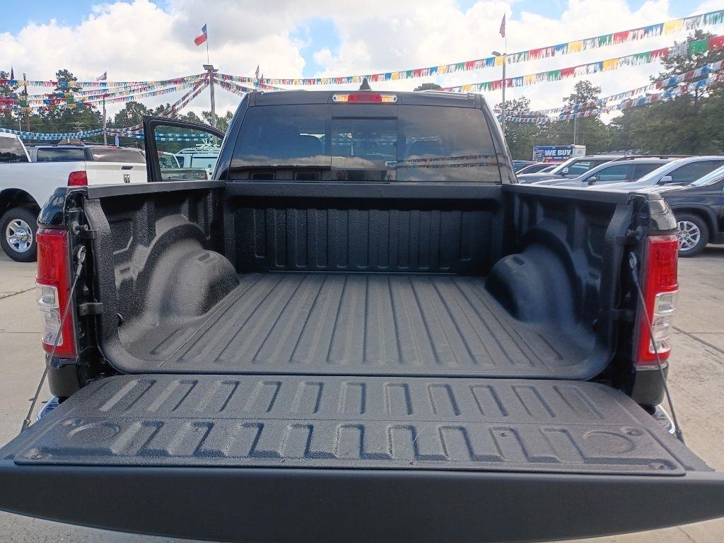 RAM 1500 Big Horn Crew Cab SWB 4WD 2020