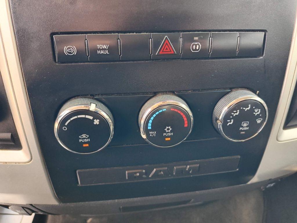 RAM 3500 SLT Crew Cab LWB 4WD DRW 2012