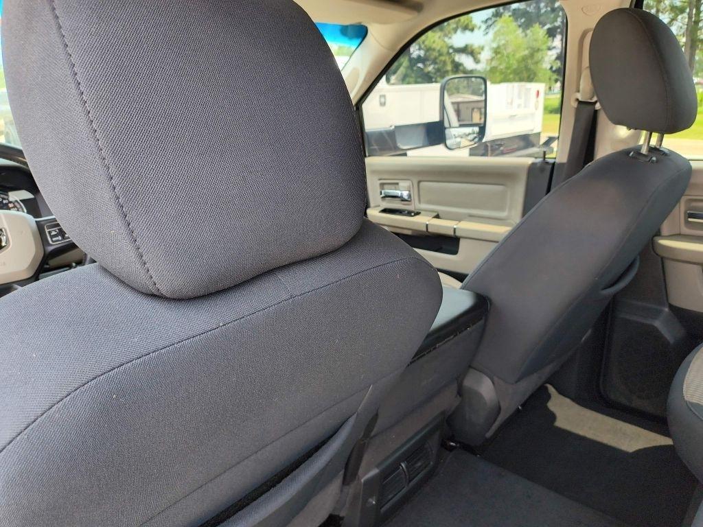 RAM 3500 SLT Crew Cab LWB 4WD DRW 2012