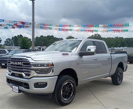 2026 RAM 2500 Laramie Crew Cab 4WD