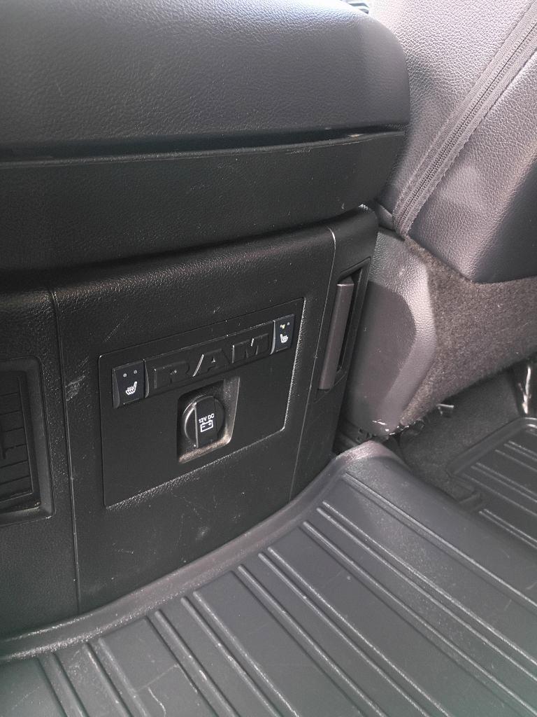 RAM 2500 Laramie Crew Cab SWB 4WD 2018